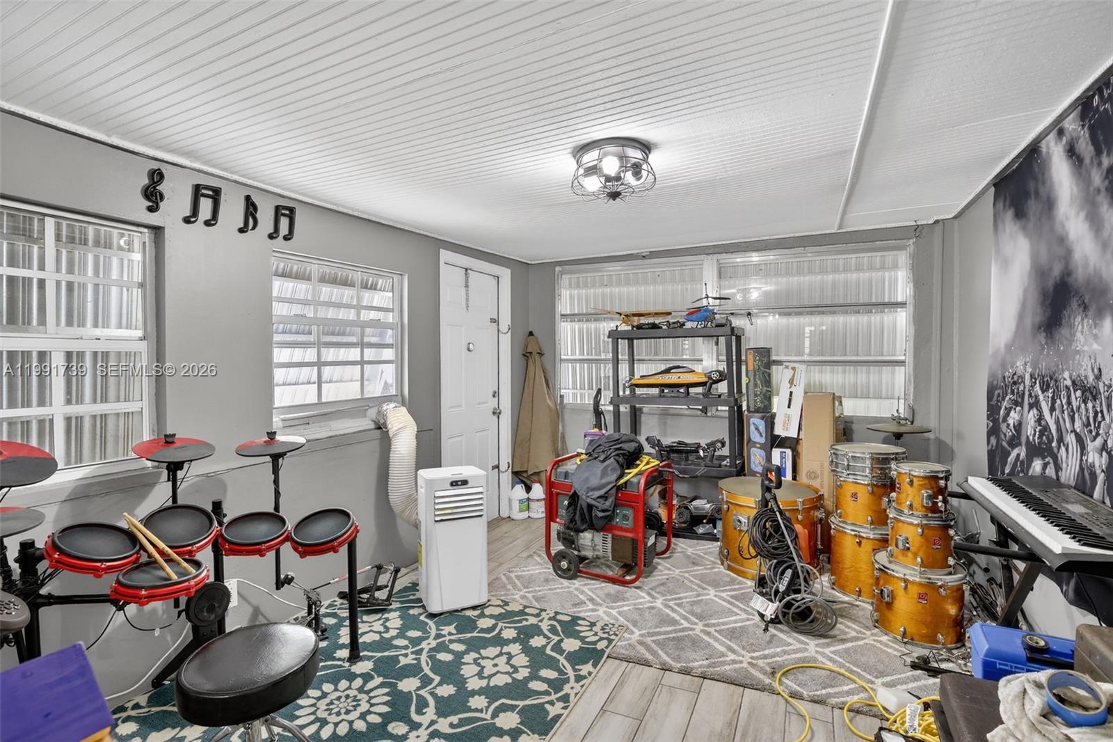 TAMARAC LAKES NORTH 3RD S - Residential