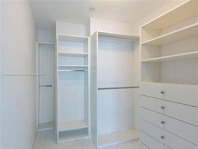 TDR TOWER II CONDO - Residential Lease