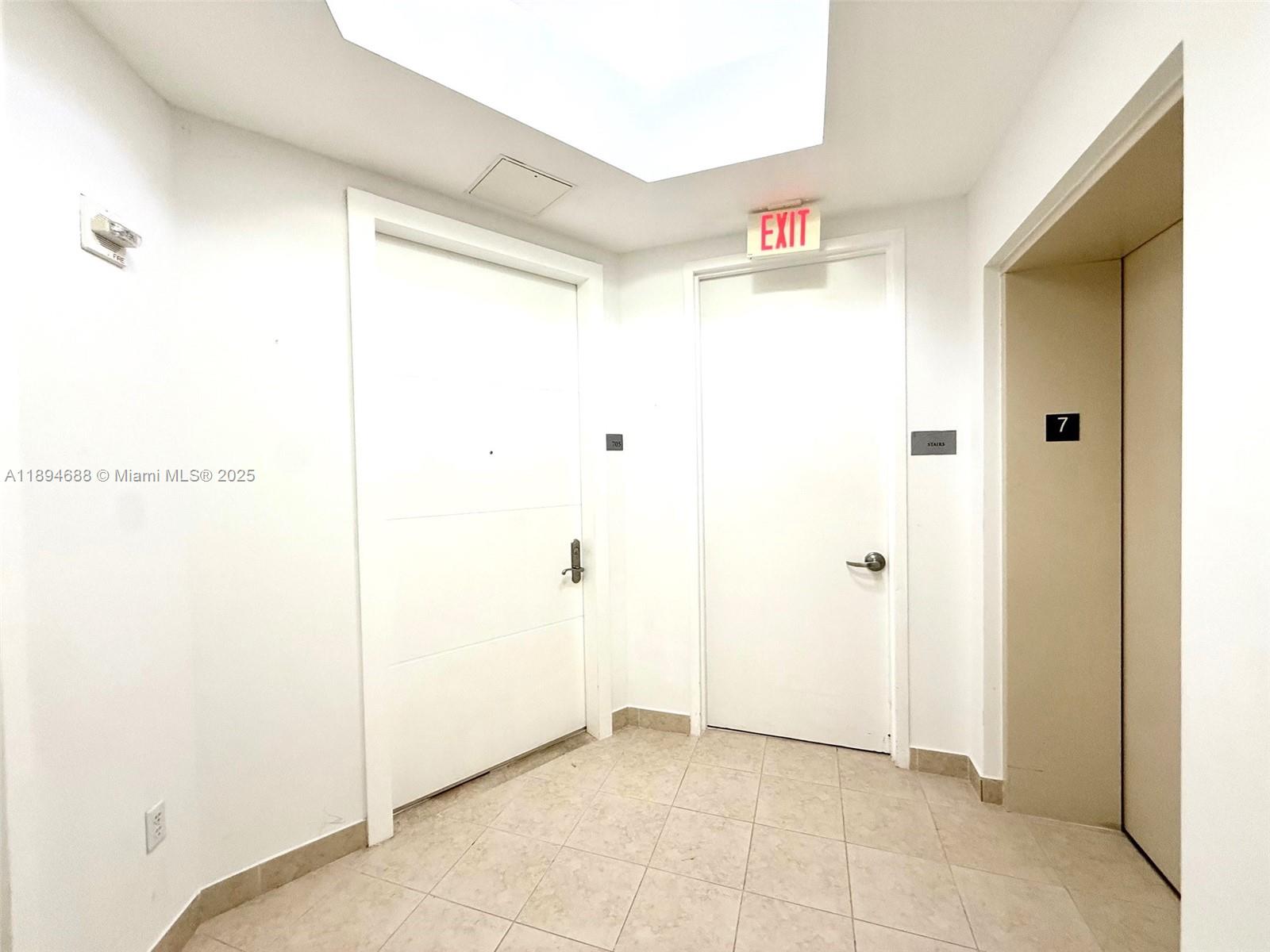 TDR TOWER II CONDO - Residential Lease