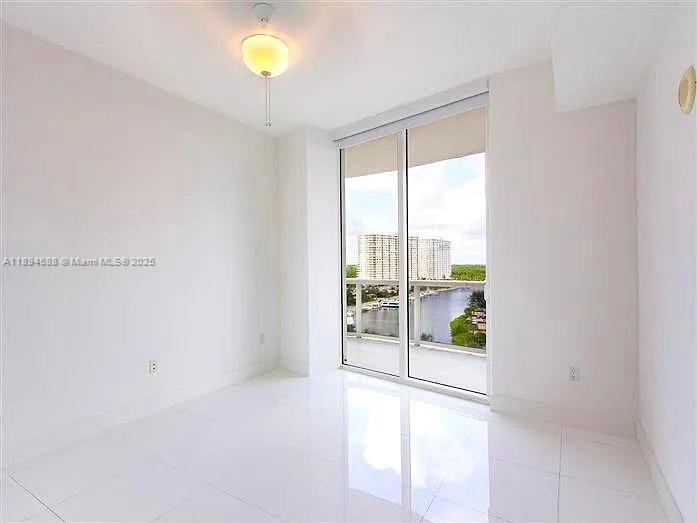 15901 Collins Ave 705