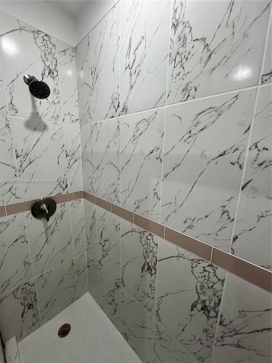 RO-MONT GARDENS ANDOVER B - Residential