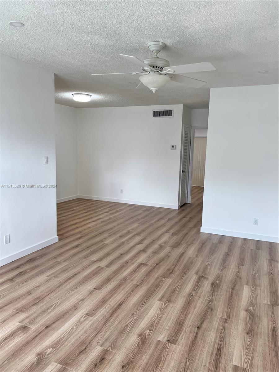 RO-MONT GARDENS ANDOVER B - Residential