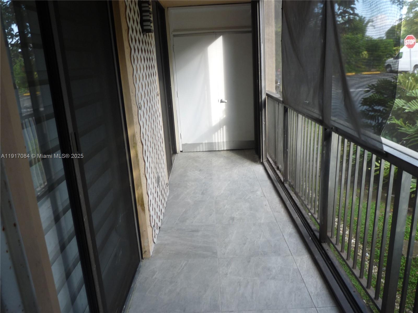 PROMENADE AT KENDALE LAKE - Residential Lease