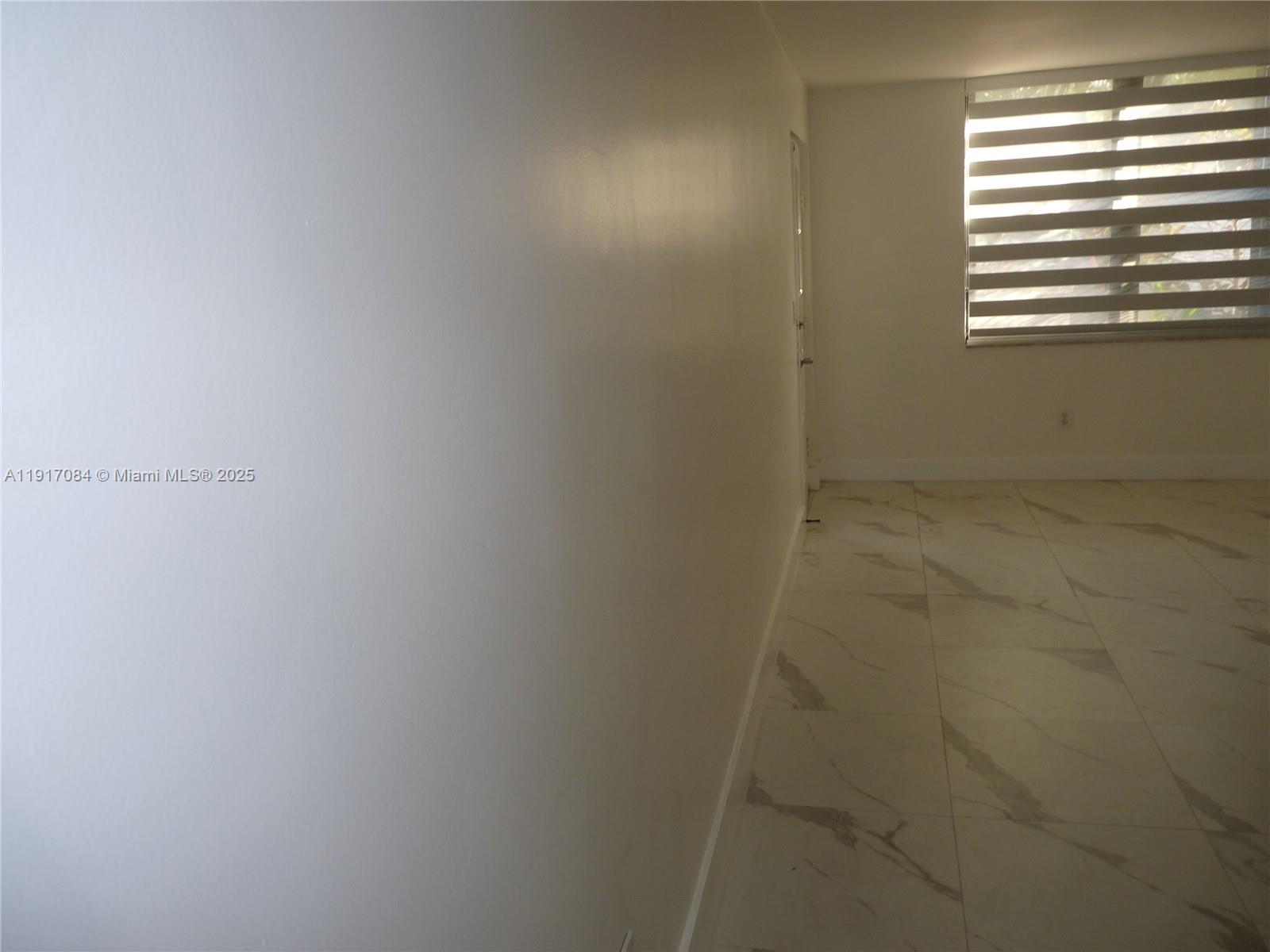 PROMENADE AT KENDALE LAKE - Residential Lease