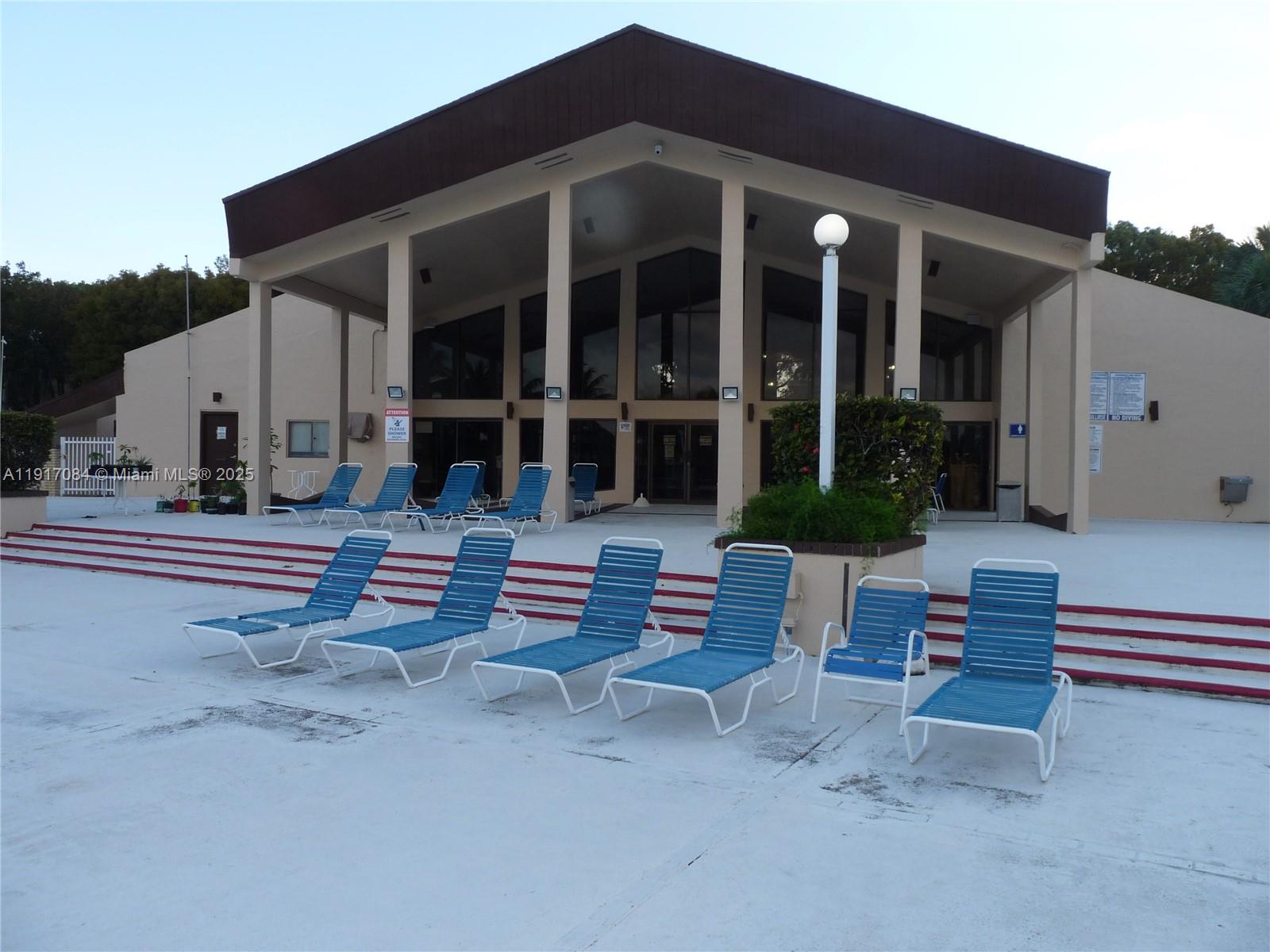 PROMENADE AT KENDALE LAKE - Residential Lease