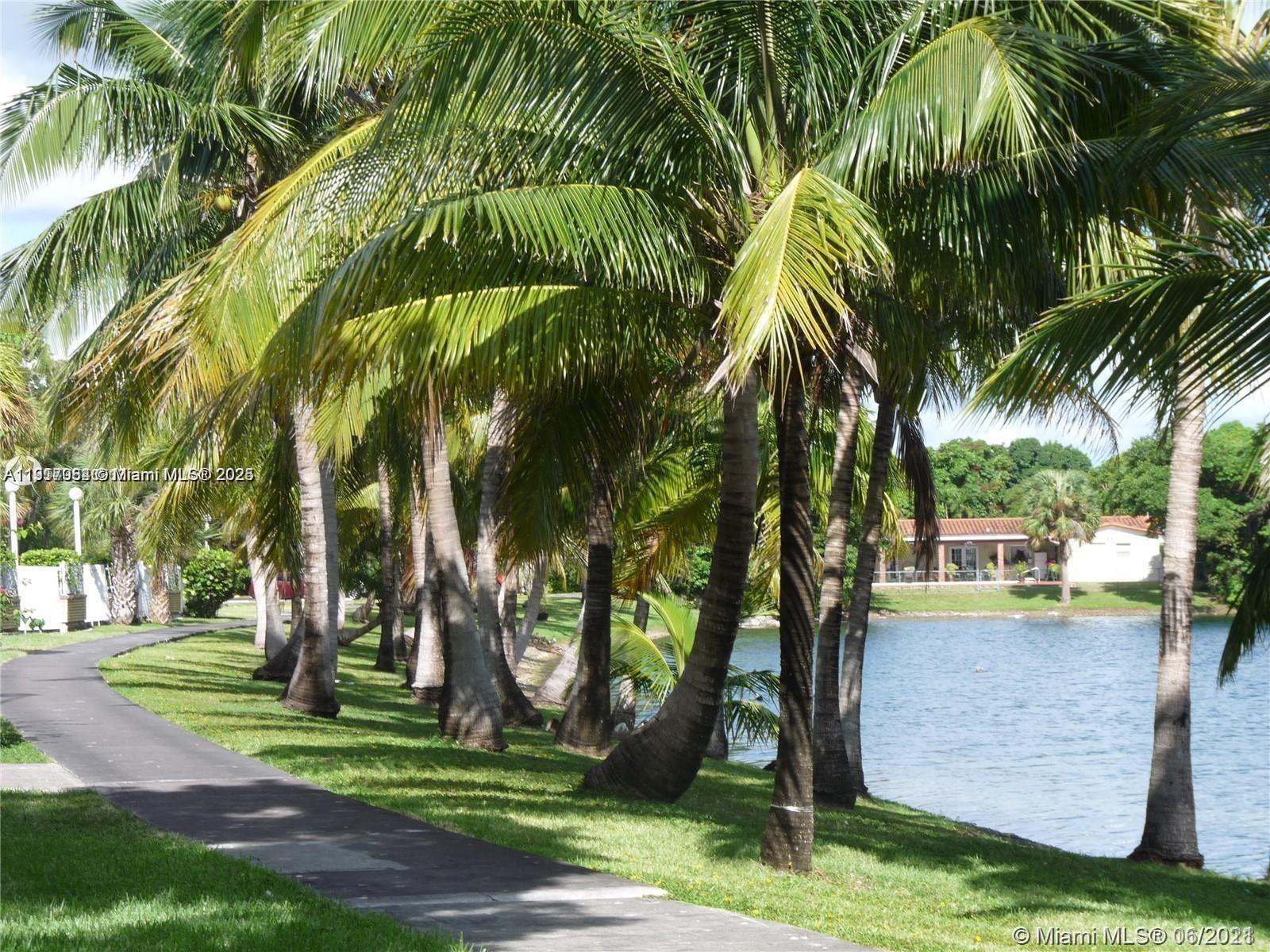 14501 N Kendall Dr 105H