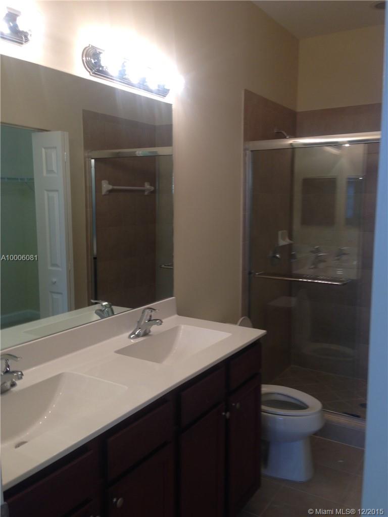 KENDALL SQUARE - Residential Lease