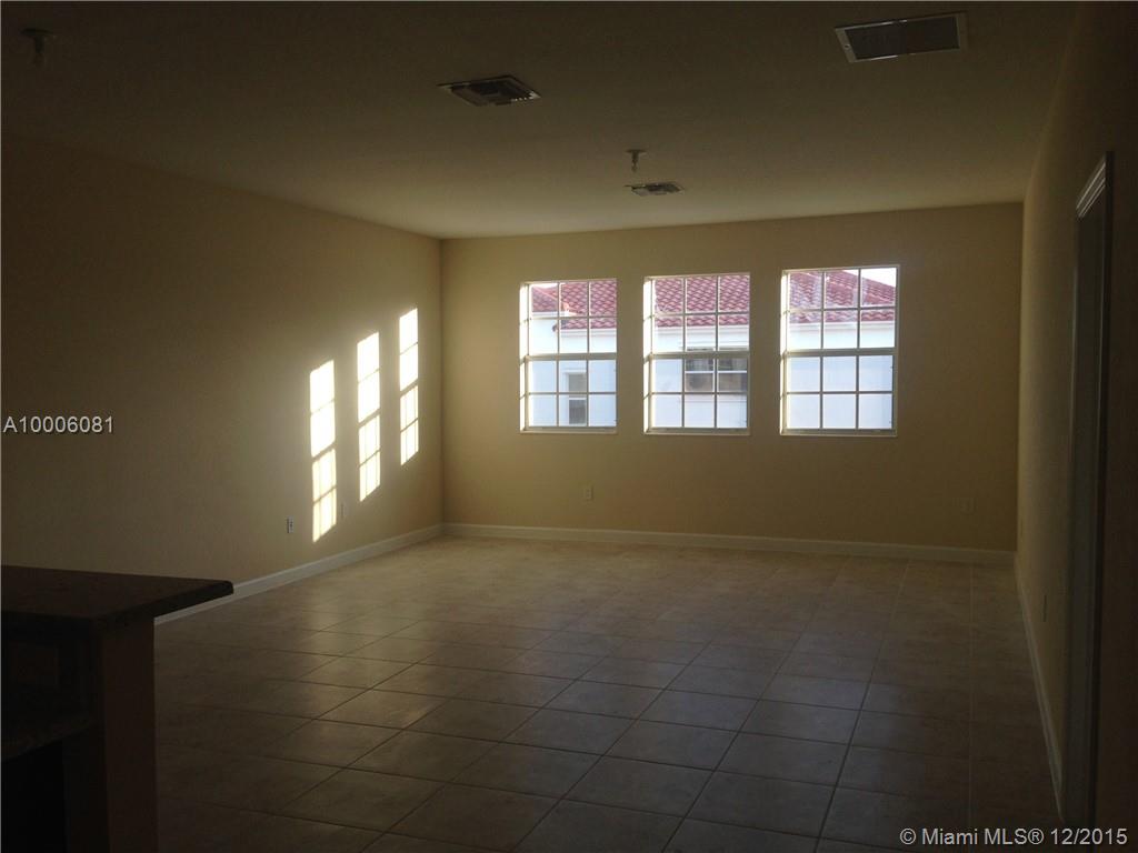 KENDALL SQUARE - Residential Lease