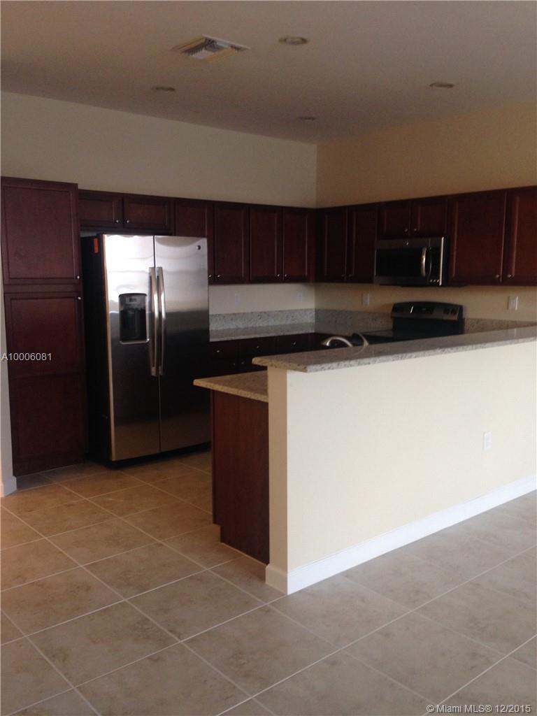 KENDALL SQUARE - Residential Lease