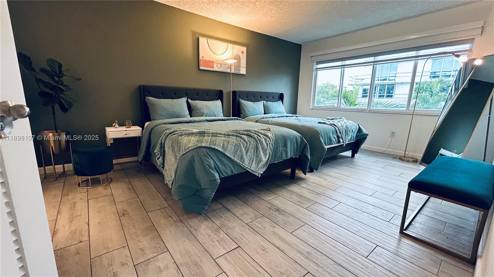 THE FORGE CONDO - Residential Lease