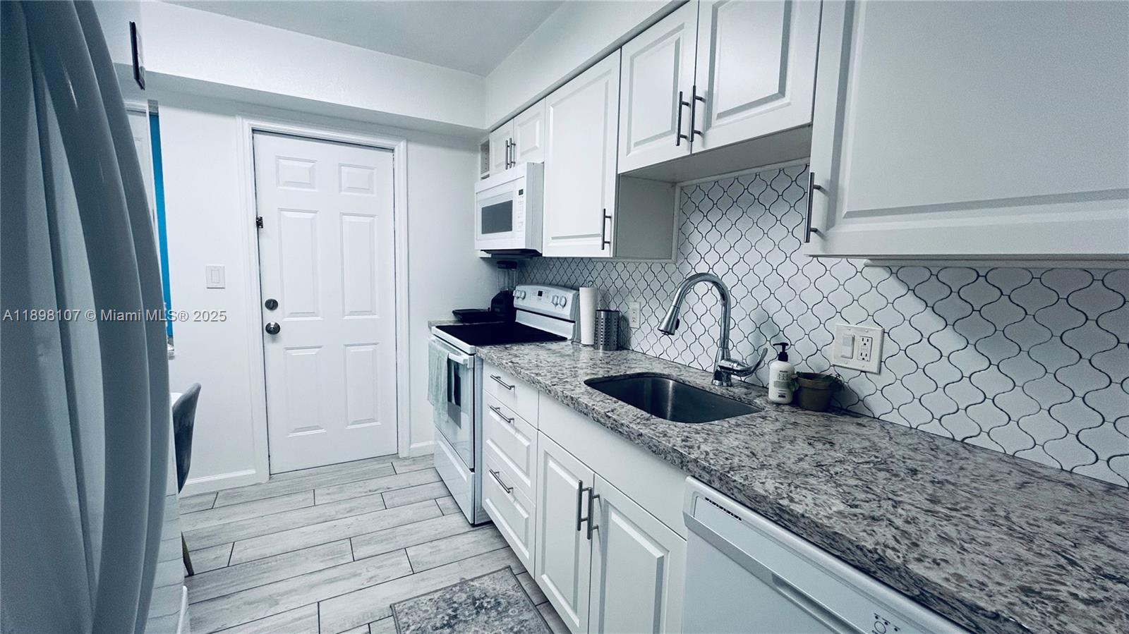 THE FORGE CONDO - Residential Lease