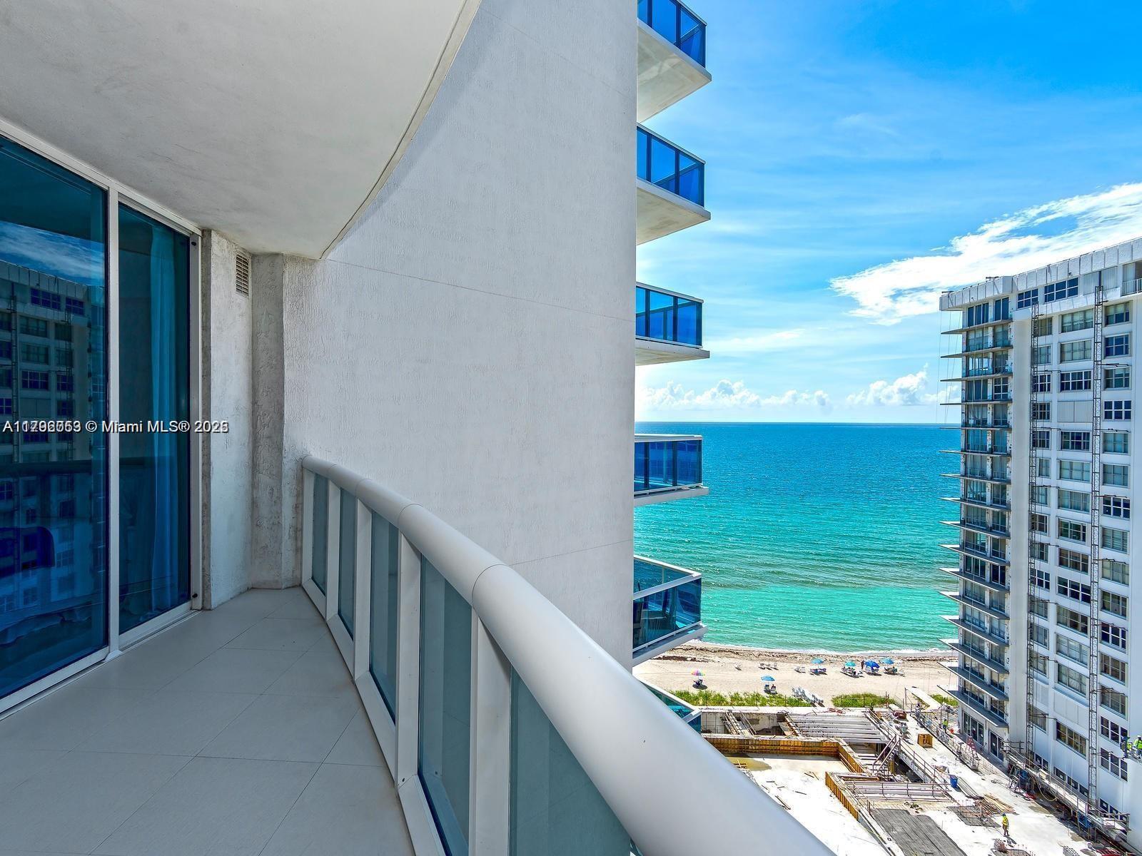 2711 S Ocean 1206