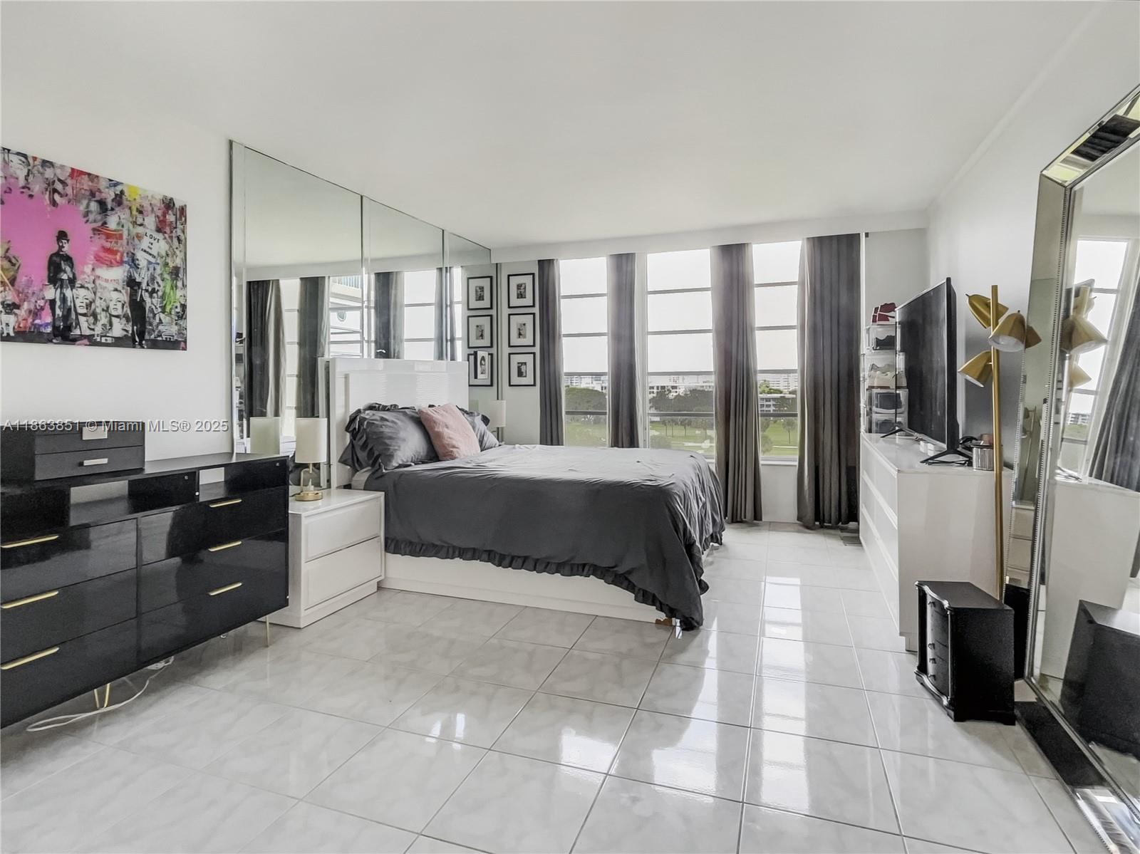 NO 21 PALM-AIRE COUNTRY C - Residential Lease