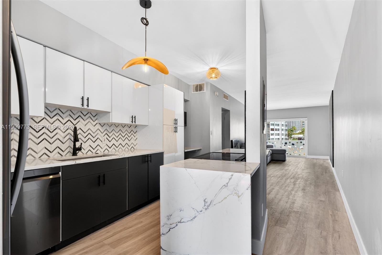 ISLANDER CO-OP - Residential