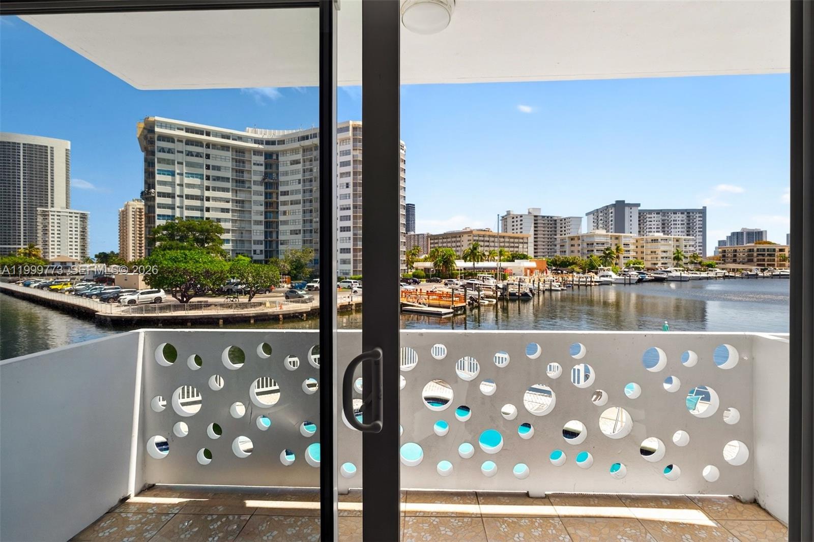 ISLANDER CO-OP - Residential