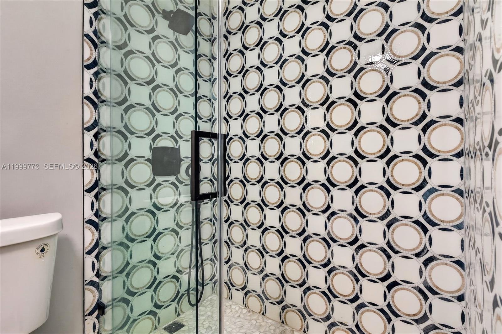 ISLANDER CO-OP - Residential