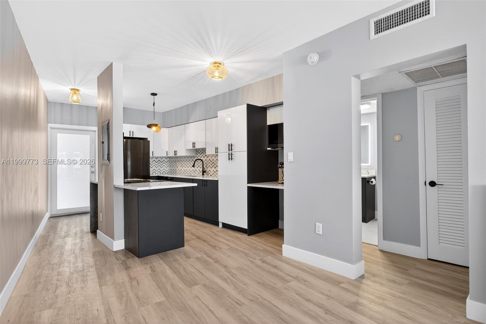 ISLANDER CO-OP - Residential