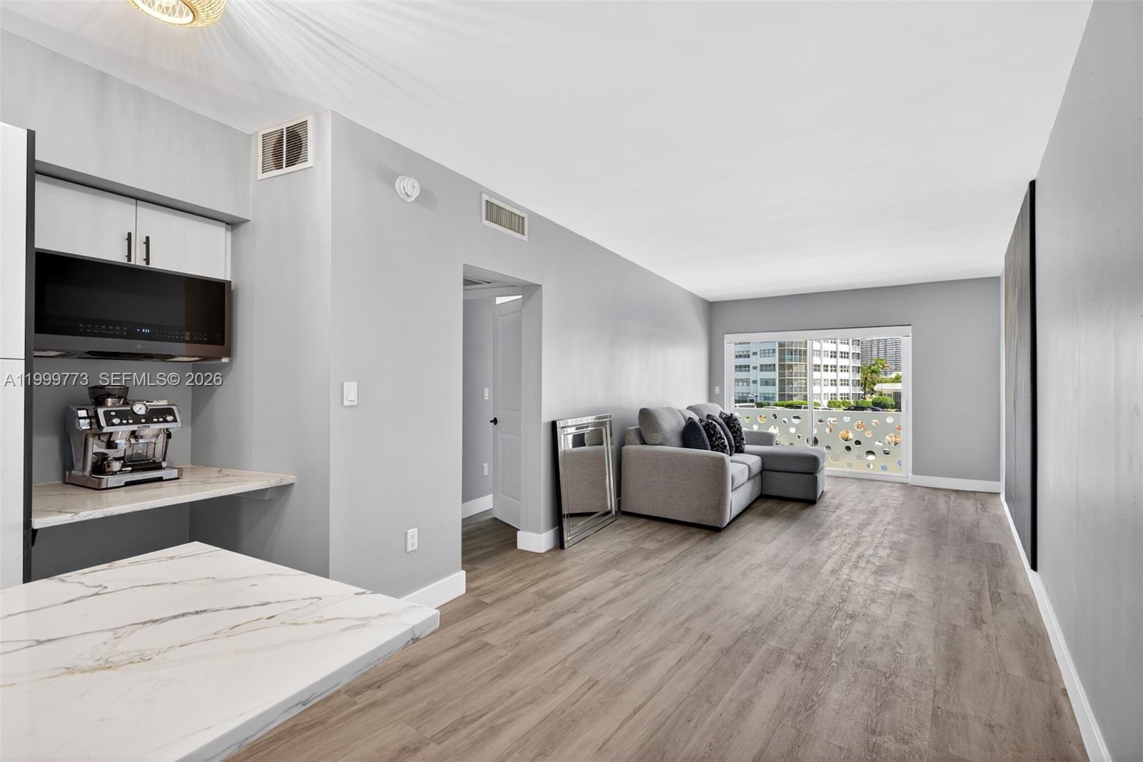 ISLANDER CO-OP - Residential