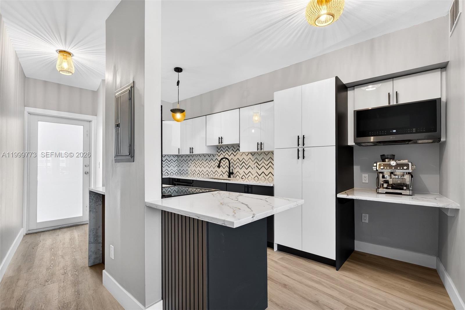 ISLANDER CO-OP - Residential