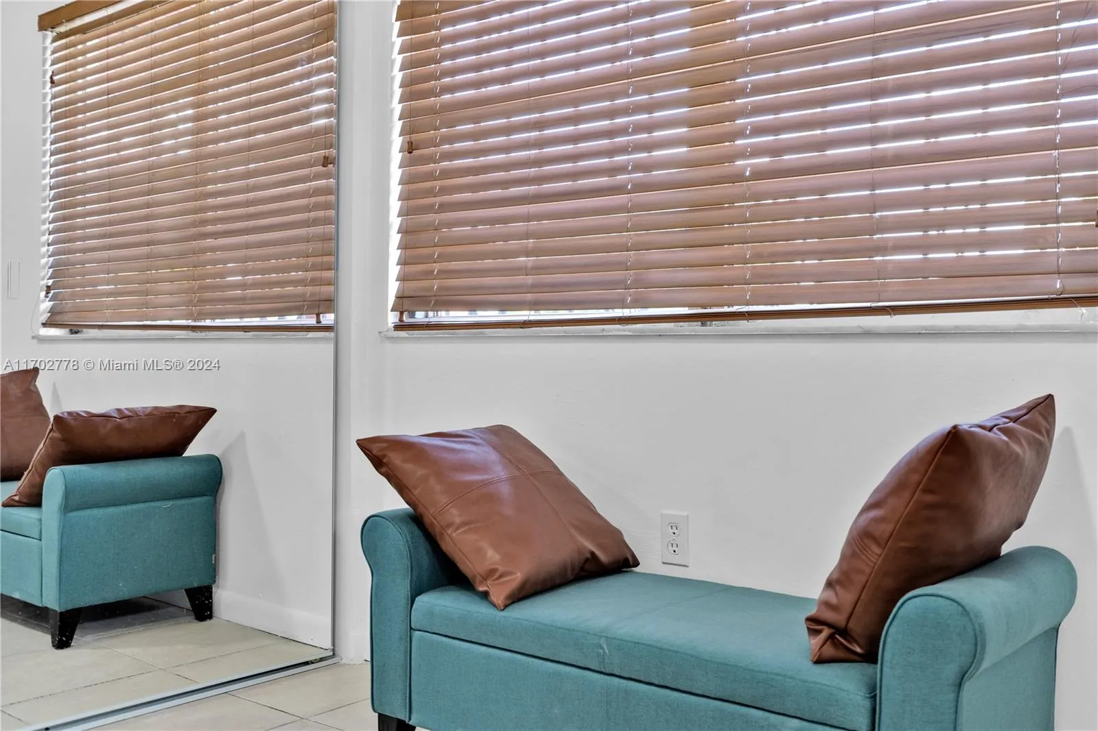 Miami, Florida 33145, United States, 2 Bedrooms Bedrooms, ,1 BathroomBathrooms,Residential,Active,29109