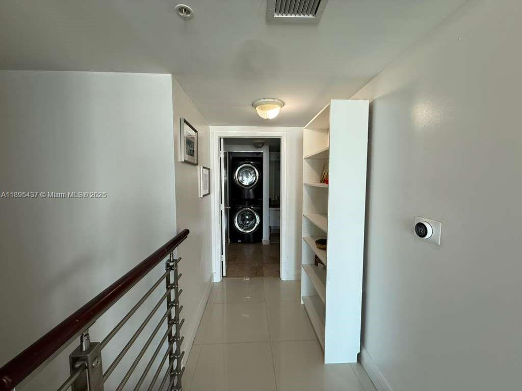 BRICKELL ON THE RIVER S T - Residential Lease