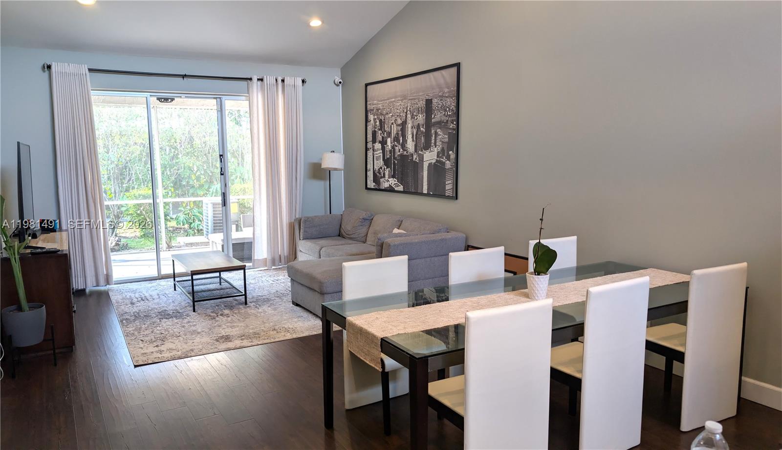 MISSION BAY 2 - Residential