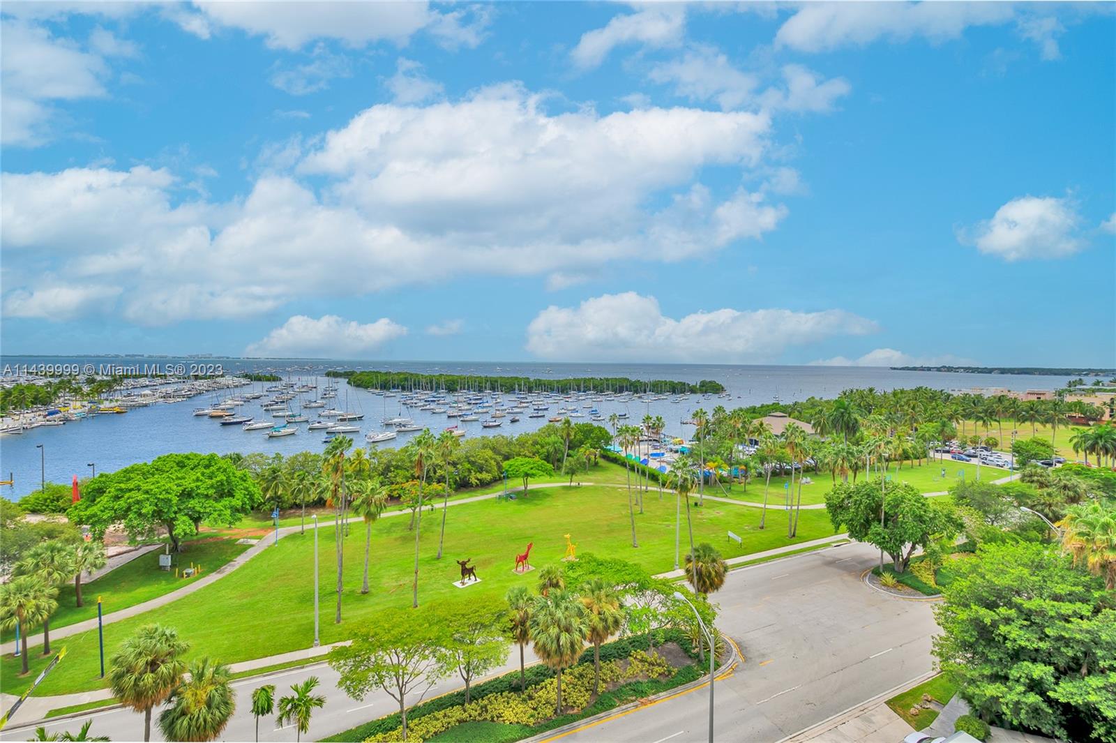 YACHT HARBOUR - Residential