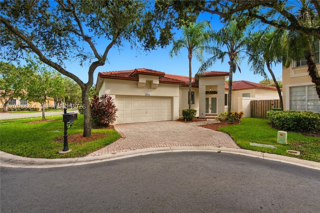 Photo of 16012 Opal Creek Dr, Weston, FL 33331 (MLS # A12093684)
