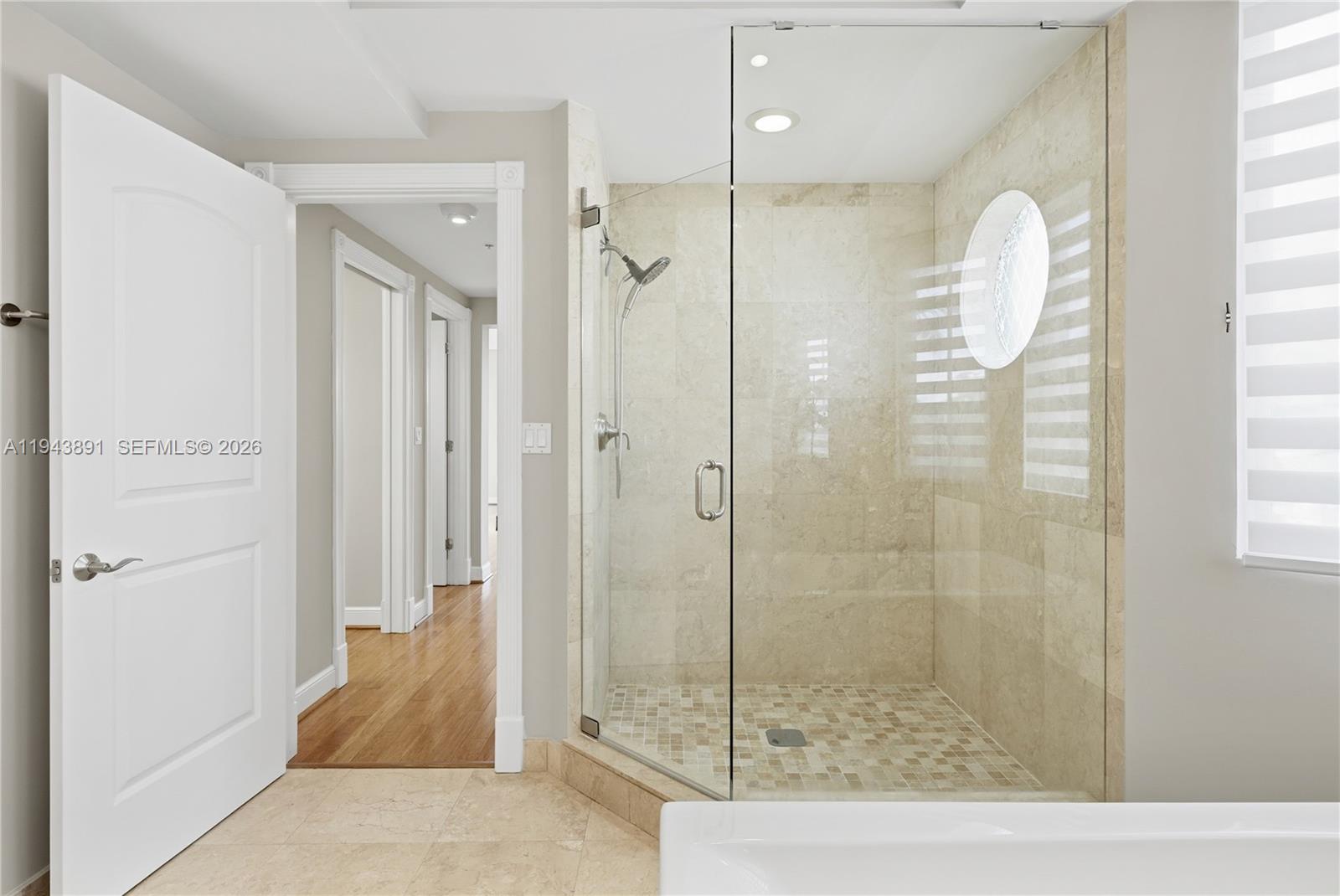 HEMINGWAY LANDINGS CONDO - Residential