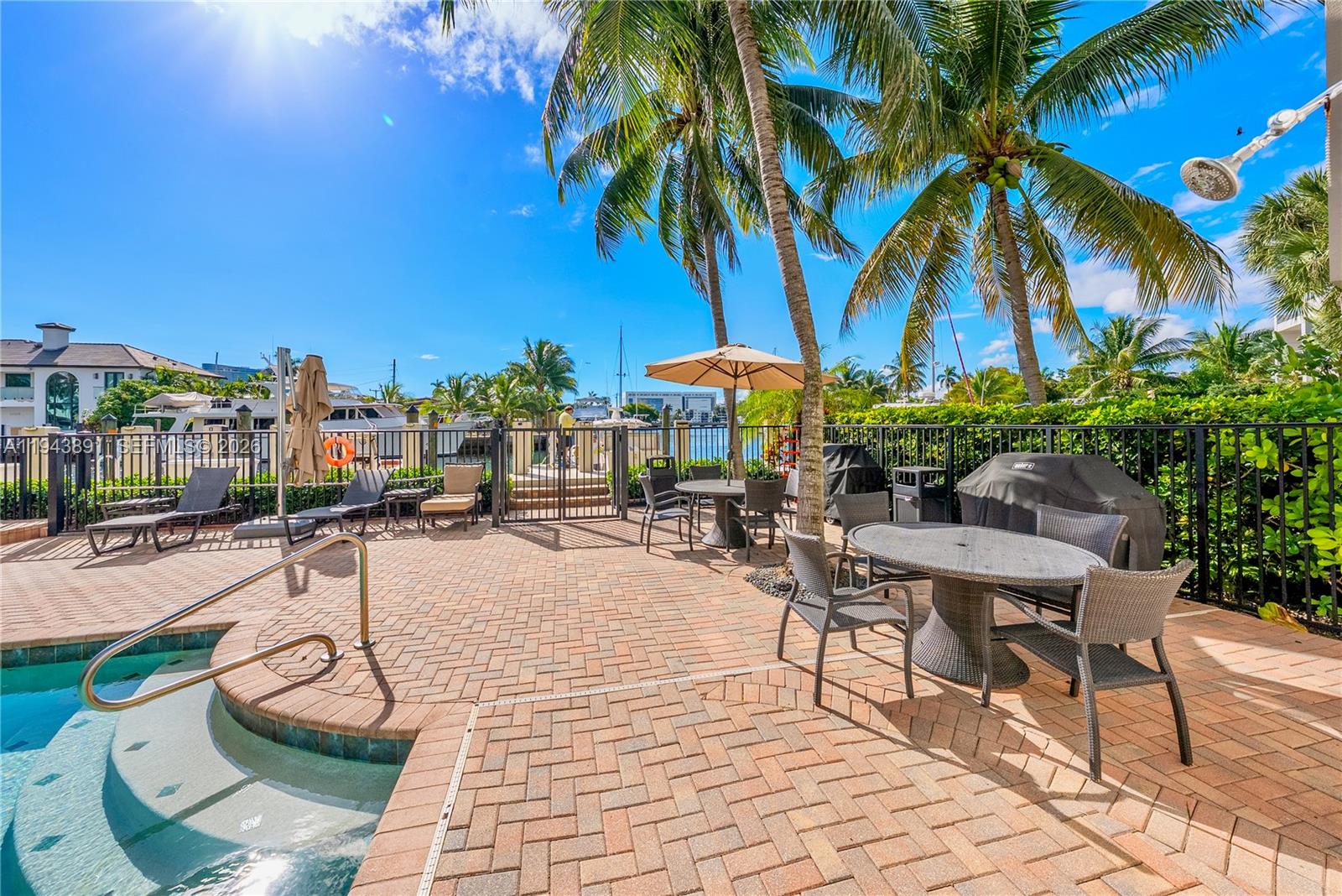 HEMINGWAY LANDINGS CONDO - Residential