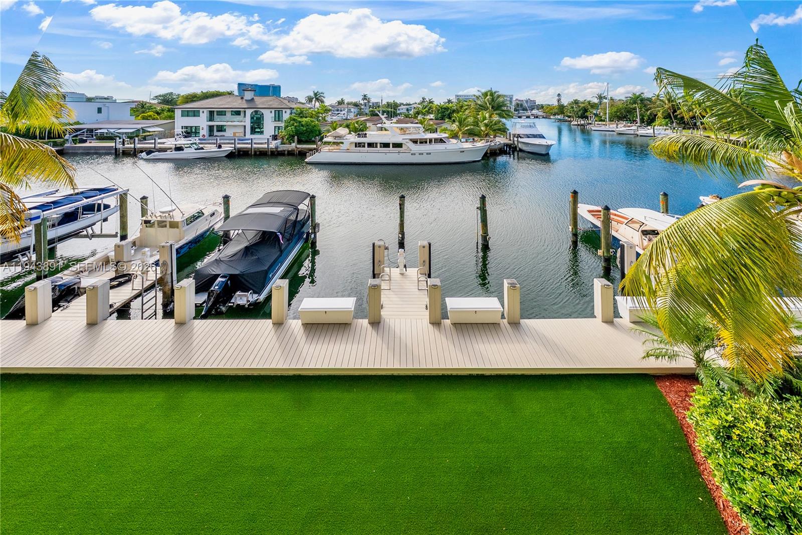 HEMINGWAY LANDINGS CONDO - Residential