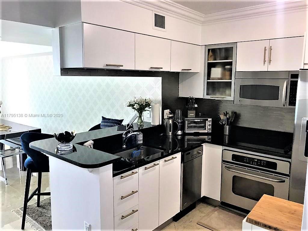 31 SE 5th St 3006