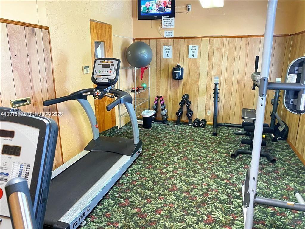 LAURELS AT MARGATE CONDO - Residential