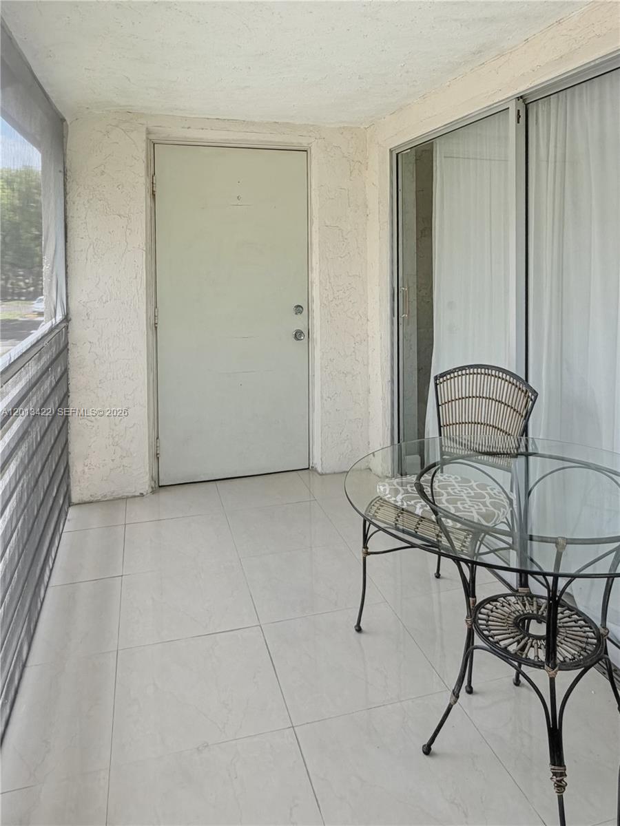 LAURELS AT MARGATE CONDO - Residential