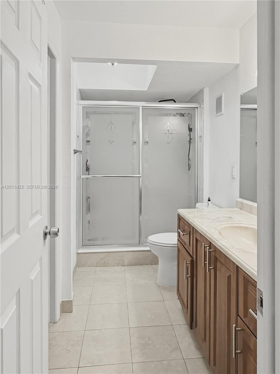 LAURELS AT MARGATE CONDO - Residential
