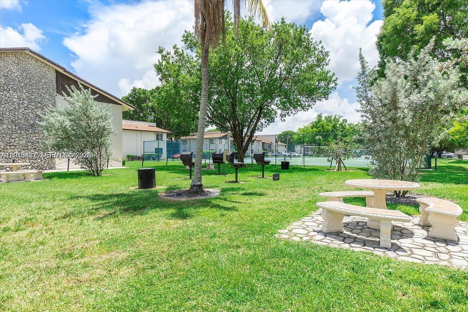 LAURELS AT MARGATE CONDO - Residential