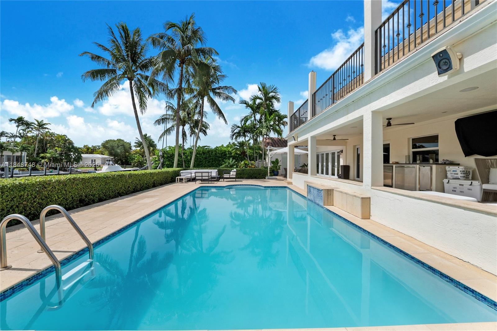 CORAL BAY SEC D - Residential Lease