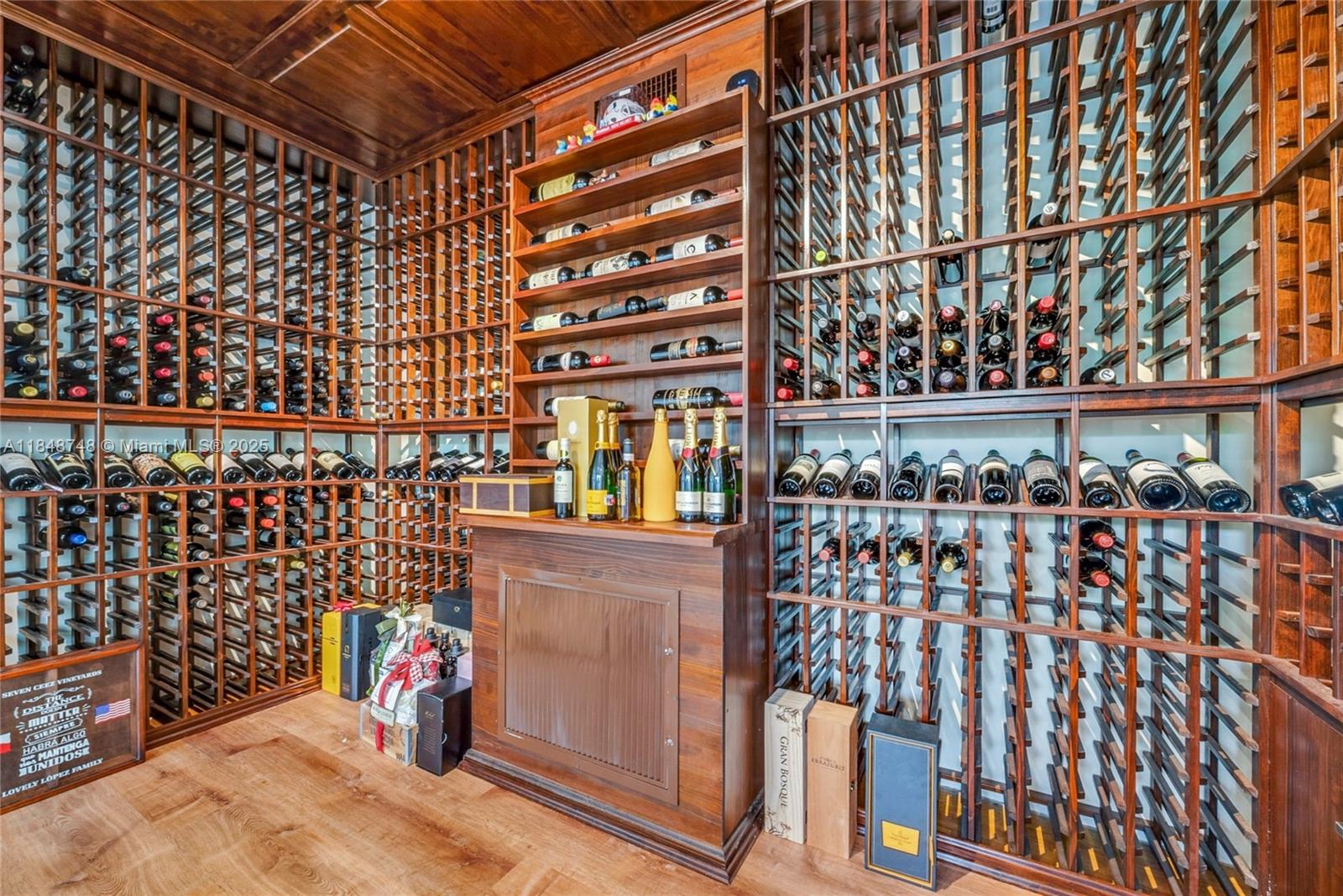 CORAL BAY SEC D - Residential Lease