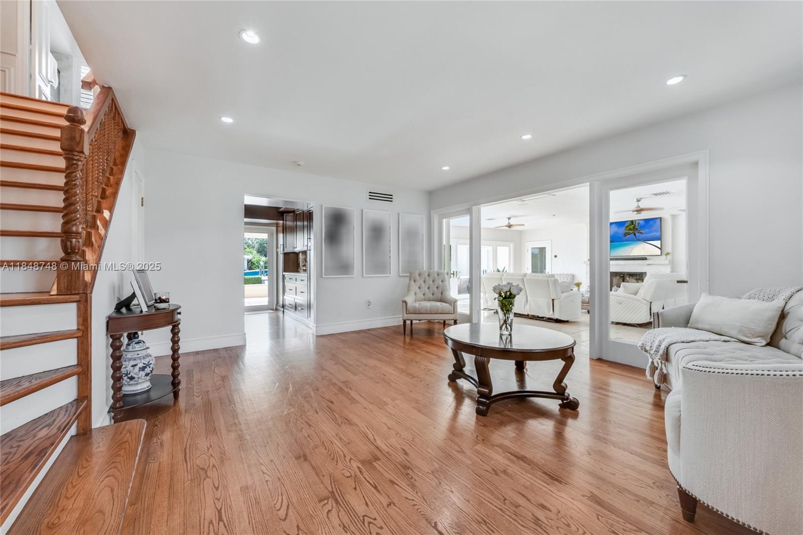 CORAL BAY SEC D - Residential Lease