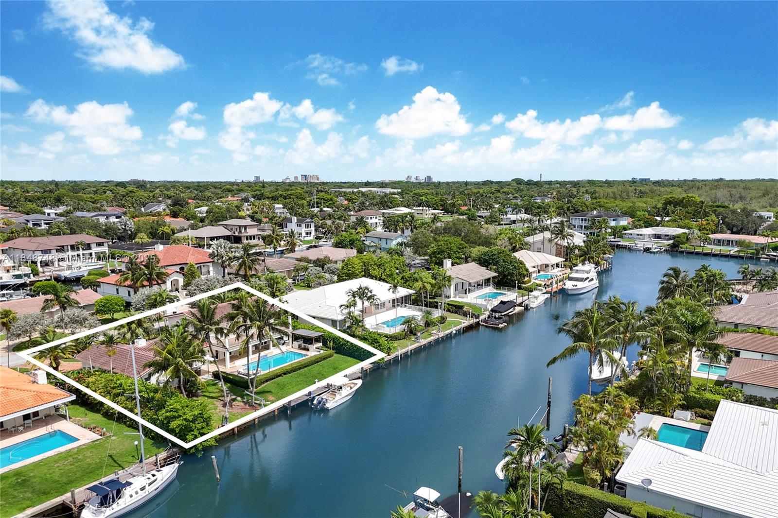 CORAL BAY SEC D - Residential Lease