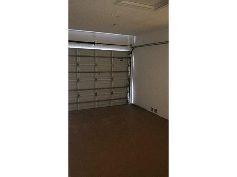 CORAL SPRINGS LAKES 68-12 - Residential