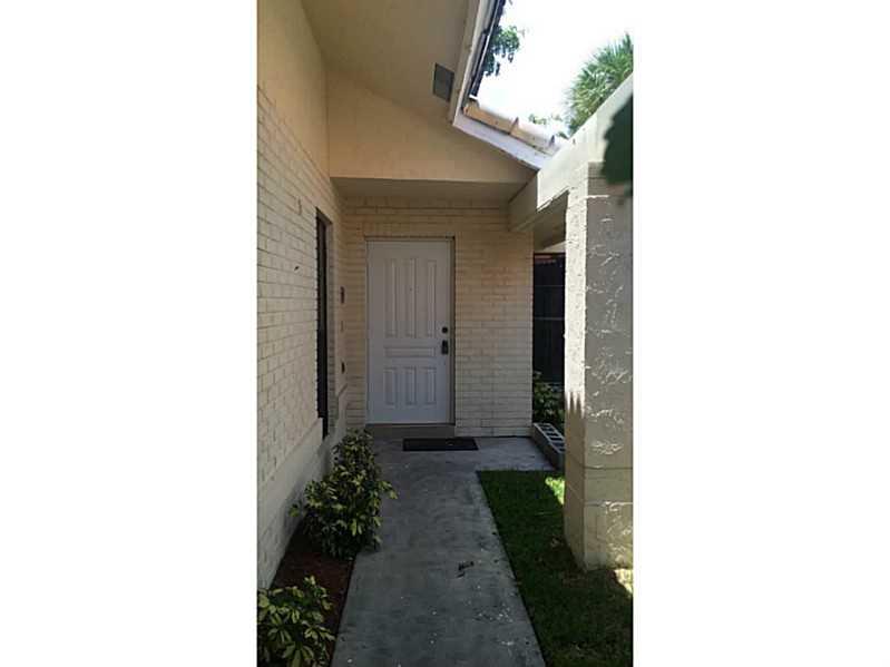 CORAL SPRINGS LAKES 68-12 - Residential