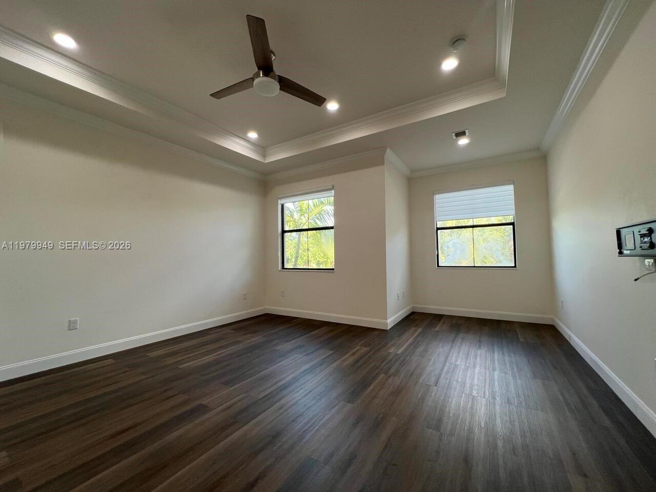 OAKLAND SAWGRASS EXPRESSW - Residential