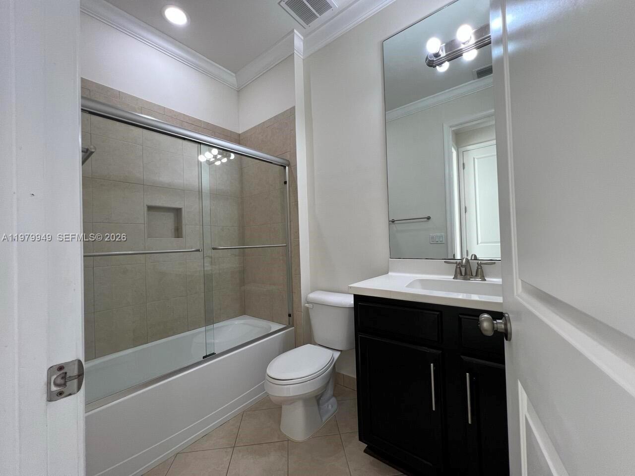 OAKLAND SAWGRASS EXPRESSW - Residential