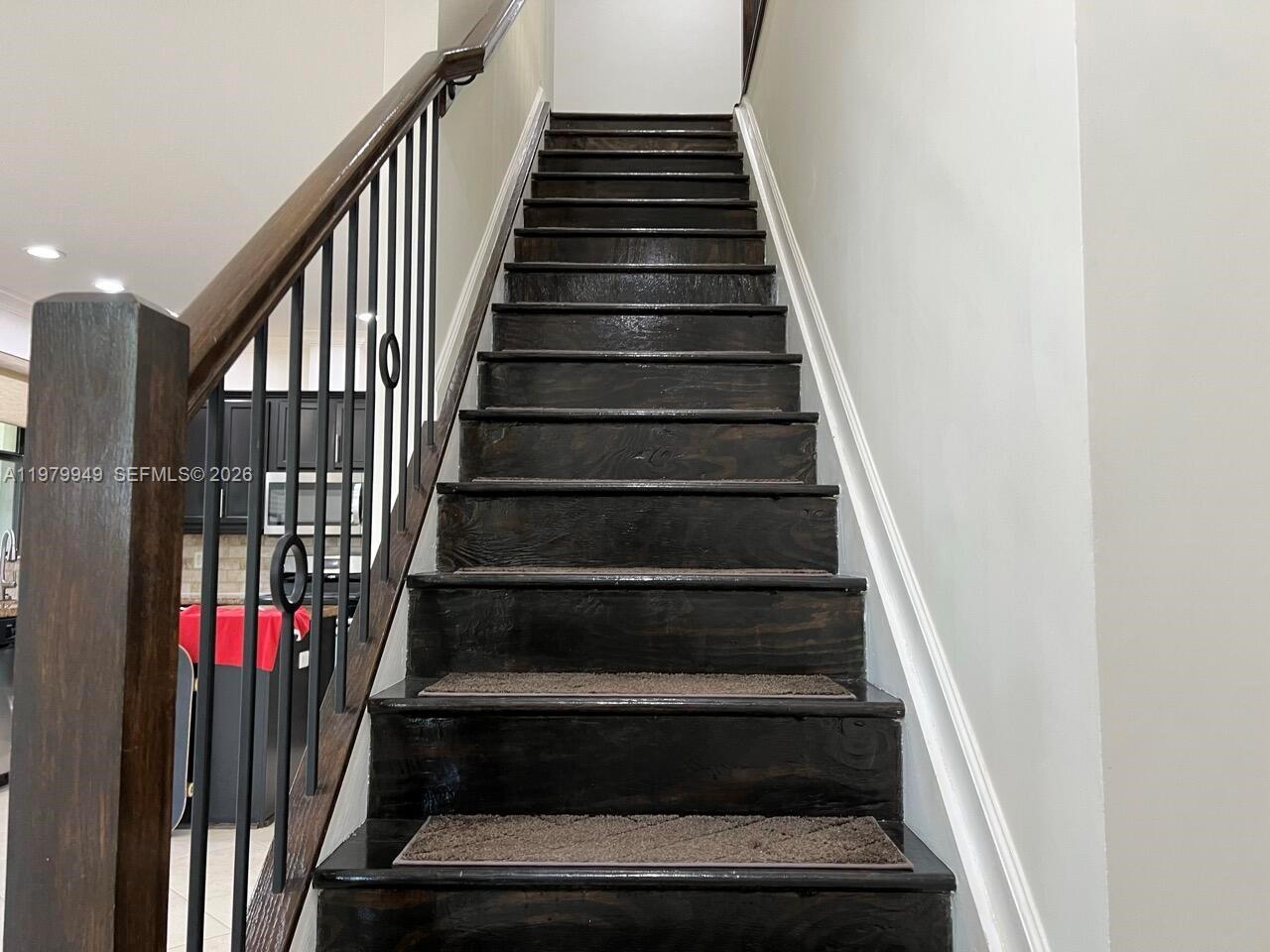 OAKLAND SAWGRASS EXPRESSW - Residential