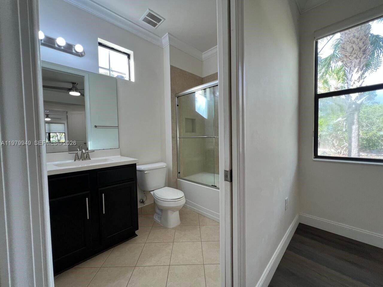 OAKLAND SAWGRASS EXPRESSW - Residential