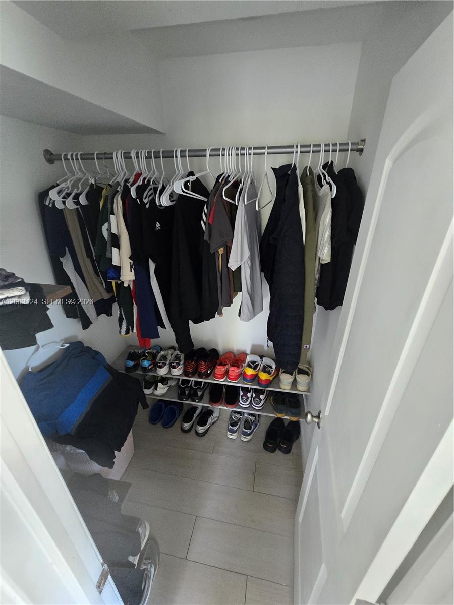 THE SPRINGS CONDO - Residential Lease