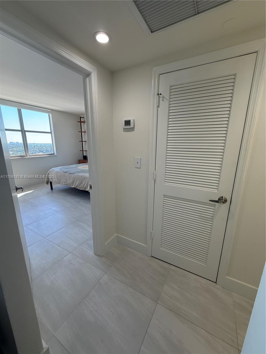 401 BLU OF NORTH BEACH CO - Residential