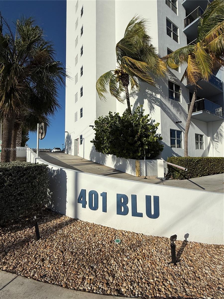 401 BLU OF NORTH BEACH CO - Residential