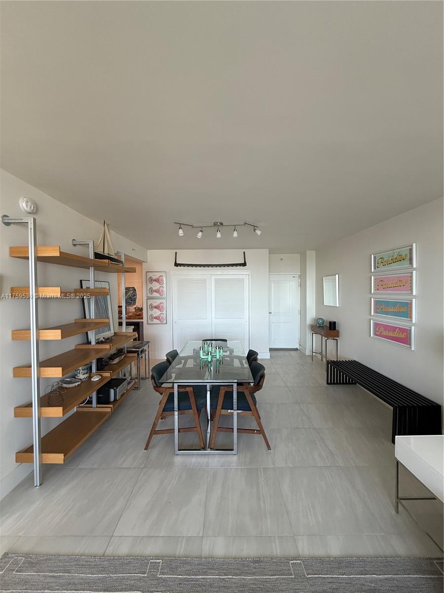 401 BLU OF NORTH BEACH CO - Residential